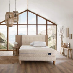 Ensemble Matelas Naturel Ressorts Et Latex Naturel, Sommier, Pieds Et Tête De Lit Aube 600 - SOMEO -Lematelas Soldes Boutique aube 600 ambiance 3