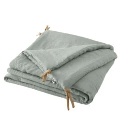 Couvre-lit à Nouettes Lin Lavé -Lematelas Soldes Boutique bout de lit vert fond blanc