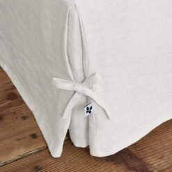 Cache-sommier à Nouettes Lin Lavé 11 Cache-sommier à Nouettes Lin Lavé -Lematelas Soldes Boutique cache sommier blanc zoom