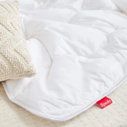 Couette Epeda Aloe Vera Mi-saison Anti-acariens 5 Couette Epeda Aloe Vera Mi-saison Anti-acariens -Lematelas Soldes Boutique couette epeda aloe vera zoom