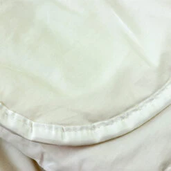 Couette Hiver Laine Vierge 600g -Lematelas Soldes Boutique couette hana fond blanc 3 2