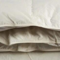 Couette Confort Duvet De Canard Someo 5 Couette Confort Duvet De Canard Someo -Lematelas Soldes Boutique couette naturelle confort 2