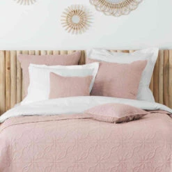 Couvre-lit Microfibre Lavée Matelassé Florette 240x220 Cm -Lematelas Soldes Boutique couvre lit florette rose zoom