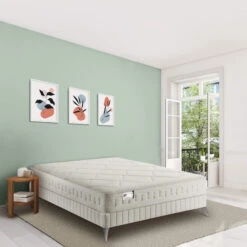 Matelas Simmons Ressorts Ensachés, Mousse, Lin Et Fibres Recyclées F1rst FR.2 -Lematelas Soldes Boutique ens simmons first2 3 4 ambiance