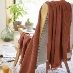 Plaid Gaze De Coton à Franges Orange Terracotta 8 Plaid Gaze De Coton à Franges Orange Terracotta -Lematelas Soldes Boutique gaia orange amb 2 plaid