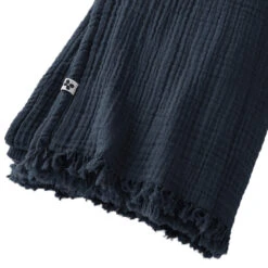 Plaid Gaze De Coton à Franges Marine -Lematelas Soldes Boutique gaia plaid bleumarine zoom