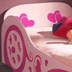 Lit Enfant Voiture Fille Love 90x200 8 Lit Enfant Voiture Fille Love 90x200 -Lematelas Soldes Boutique lit love ambiance 1