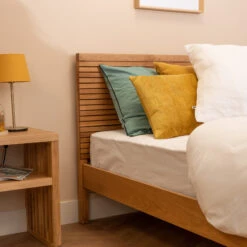 Lit à Rainures En Bois Massif Naturel - LT17012 -Lematelas Soldes Boutique lit rainures ambiance 2