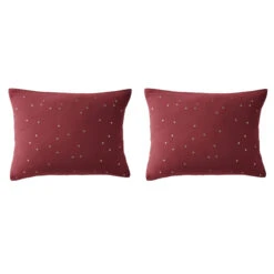 Lot De 2 Taies D'oreillers à Pois Brodés Double Gaze De Coton -Lematelas Soldes Boutique lot taie oreiller rectangle chic bordeaux fond blanc
