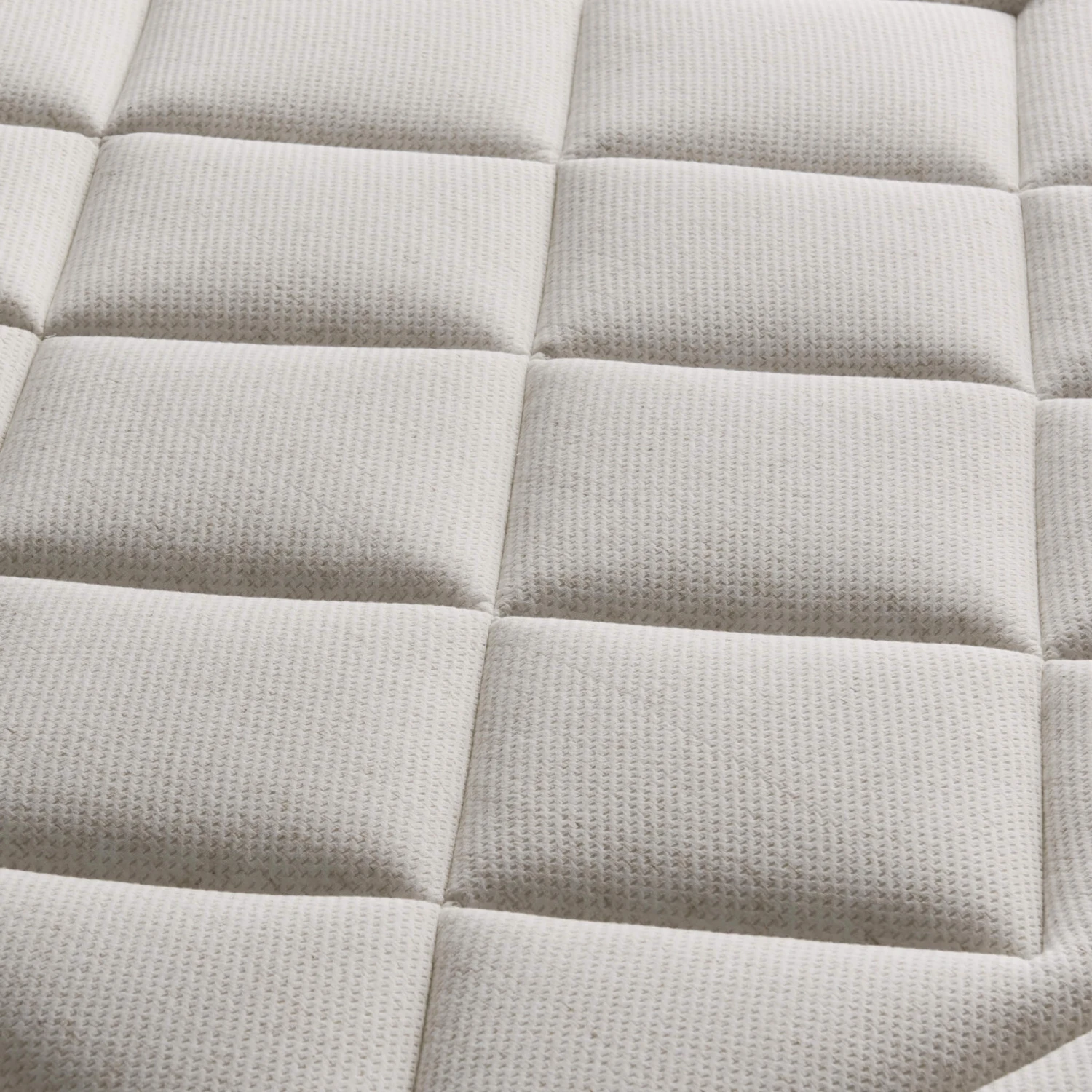 Matelas Simmons Ressorts Ensachés, Latex, Mousse Et Lin F1rst FR.4 2 Matelas Simmons Ressorts Ensachés, Latex, Mousse Et Lin F1rst FR.4 – Image 2