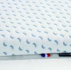 Candide Matelas De Voyage Bébé OCEAN FRIENDLY 60x120 Cm -Lematelas Soldes Boutique of roul fond blanc 4