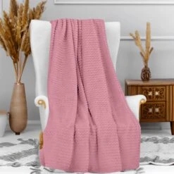 Plaid Cocooning 120x160 Cm -Lematelas Soldes Boutique plaid soleildocre cocooning rose ambiance