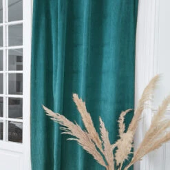 Rideau à œillets En Velours Côtelé 135x250 -Lematelas Soldes Boutique rideau velours cotele bleu ambiance