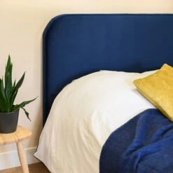 Tête De Lit MARSELLA En Velours - Terre De Nuit -Lematelas Soldes Boutique tete de lit marsella ambiance 2