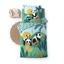 Parure De Lit Enfant Panda Life 140x200 6 Parure De Lit Enfant Panda Life 140x200 -Lematelas Soldes Boutique w14l3c14020001870 3 dessus fond blanc